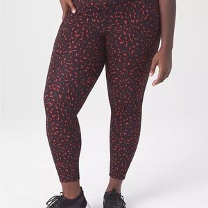 Brand New Lane Bryant plus size red+black LIVI leggins size 26/28